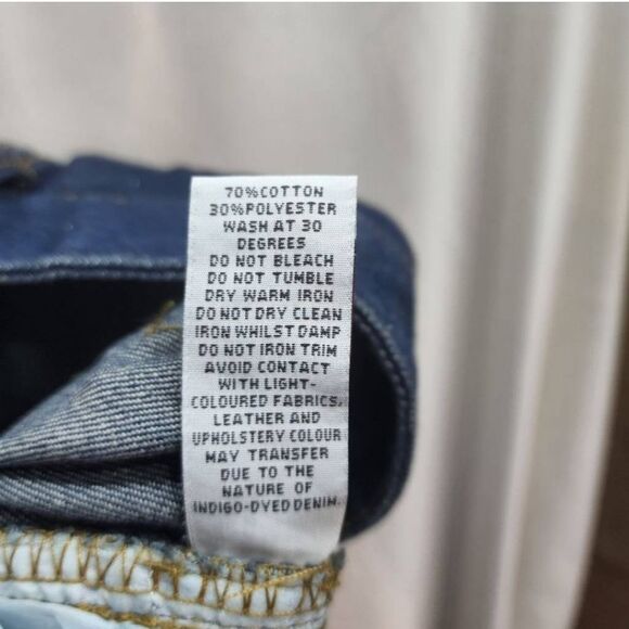 Boohoo High Rise Distressed Straight Leg Jeans Size 8 - Picture 10 of 11